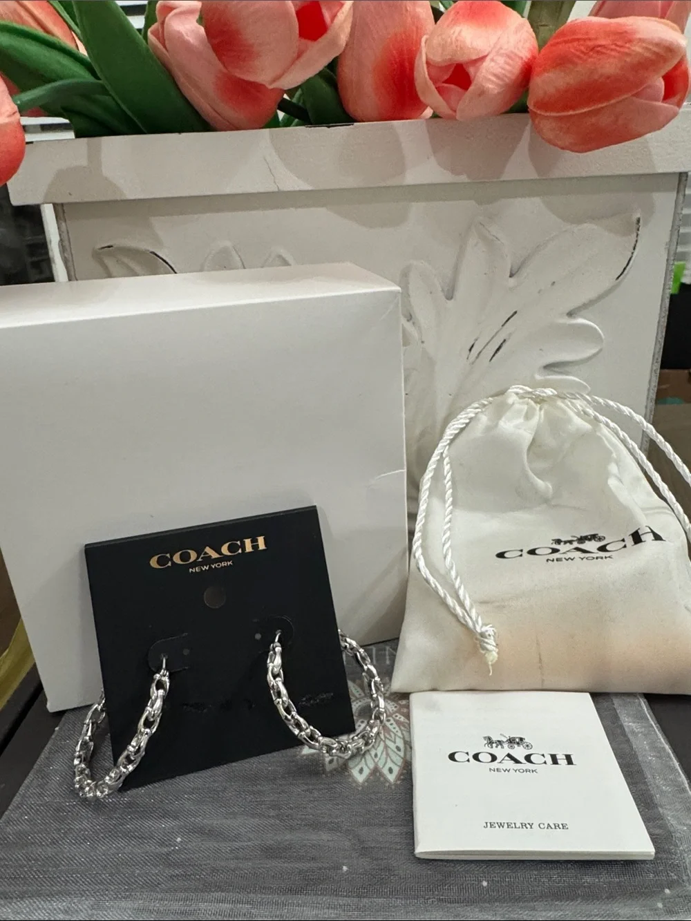 #32 COACH Silver-Tone C-Link Hoop Earrings NWT w Coach Dust Bag & Paperwork - Picture 1 of 5